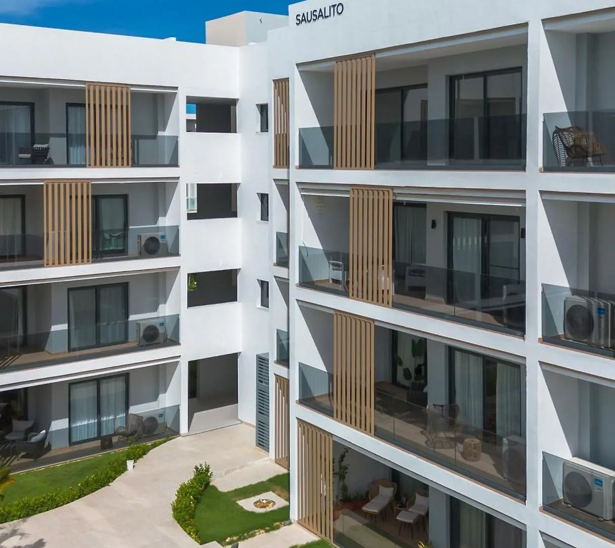 Beautiful Apartment With Direct Access To The Pool Punta Cana